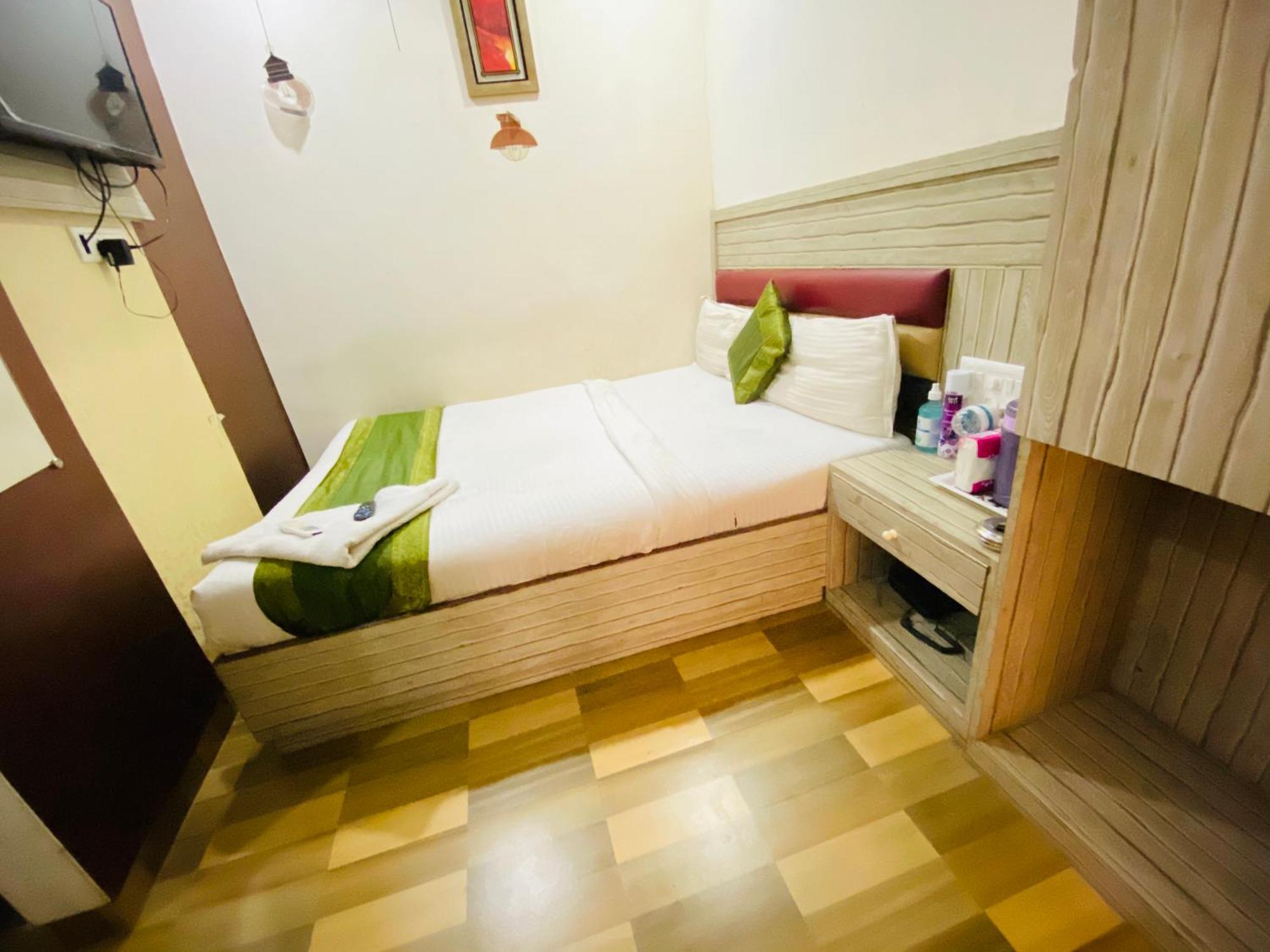 Airport Inn Residency Mumbai Exterior photo